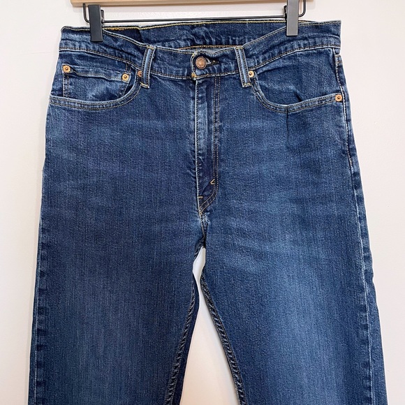 505 Blue Levi's - Picture 4 of 6